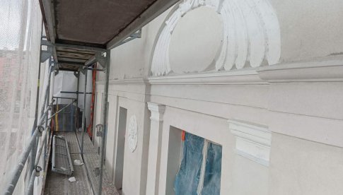 Zobacz, jak postępują prace remontowe budynku przy ulicy Kościuszki [Foto]