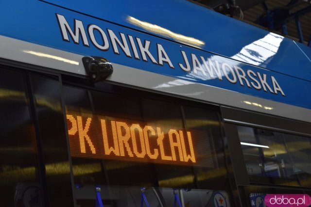 Monika Jaworska patronem kolejnego wrocławskiego tramwaju. Przywołano ciepłe wspomnienia podczas wzruszającej uroczystości [Foto, Wideo]
