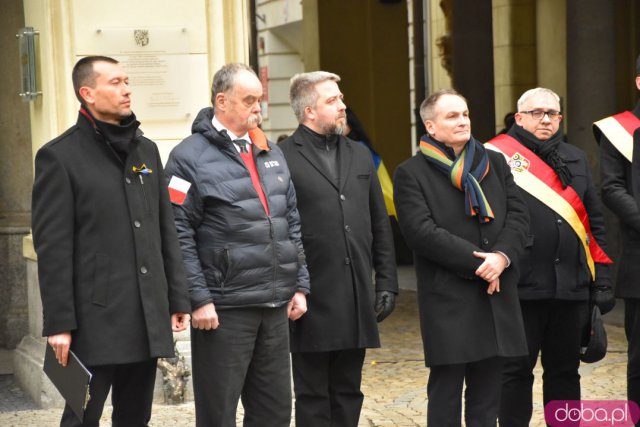 Zobacz, jak Wrocław obchodził rocznicę wybuchu wojny w Ukrainie [Foto, Wideo]