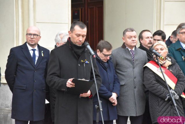 Zobacz, jak Wrocław obchodził rocznicę wybuchu wojny w Ukrainie [Foto, Wideo]