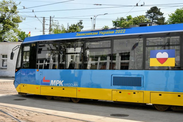 MPK już od roku wspiera Ukrainę. Jak miejska spółka pomaga sąsiadom zza wschodniej granicy?