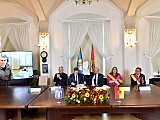 Wrocław i Kijów miastami partnerskimi! Prezydent Sutryk podpisał umowę z merem Kliczko [Foto]