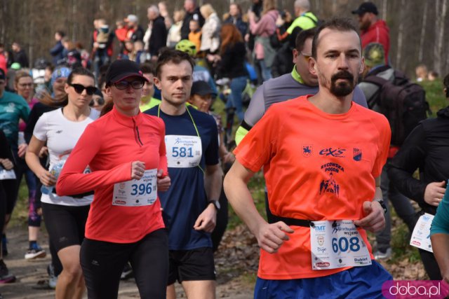 Przebiegli dookoła Parku Tysiąclecia. Wiosenna edycja Wrocławskiej Piątki i Dychy za nami [Foto]