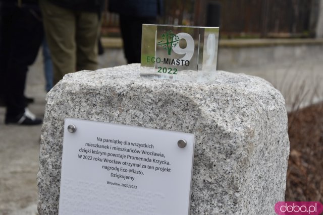 Odsłonięto nagrodę Eco-Miasto na nowym odcinku Promenady Krzyckiej. Całość trasy ma połączyć Tarnogaj z ul. Grabiszyńską [Foto]