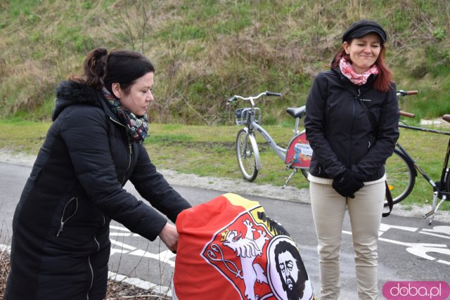 Odsłonięto nagrodę Eco-Miasto na nowym odcinku Promenady Krzyckiej. Całość trasy ma połączyć Tarnogaj z ul. Grabiszyńską [Foto]