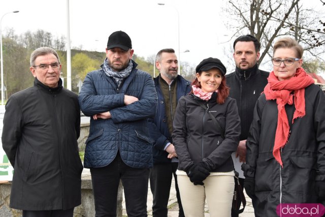Odsłonięto nagrodę Eco-Miasto na nowym odcinku Promenady Krzyckiej. Całość trasy ma połączyć Tarnogaj z ul. Grabiszyńską [Foto]