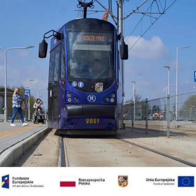Trwa remont ul. Kosmonautów. Jezdnia w centrum jest już gotowa. Kiedy zakończenie prac? [Foto]