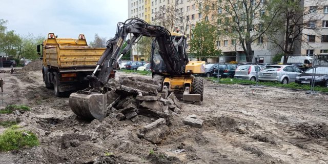 Rozpoczęła się budowa parkingu na Gaju [Foto]