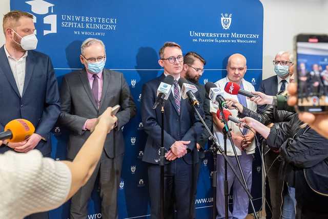 Trwają prace nad platformą e-konsylium. Ministrowie Niedzielski i Cieszyński o nowym rozwiązaniu [Foto, Wypowiedzi]