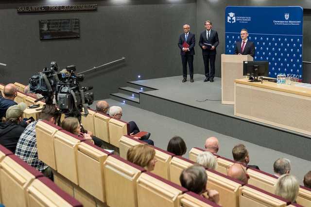100 przeczepionych serc w dwa lata. Poznaj historię sukcesu ośrodka transplantacji serca we Wrocławiu [FOTO]