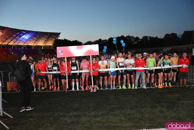 9000 biegaczy wystartowało w 9. Nocnym Półmaratonie [FOTO, WIDEO]