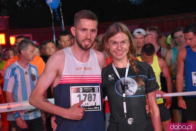 9000 biegaczy wystartowało w 9. Nocnym Półmaratonie [FOTO, WIDEO]