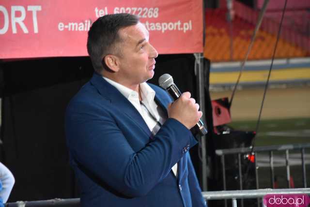 9000 biegaczy wystartowało w 9. Nocnym Półmaratonie [FOTO, WIDEO]