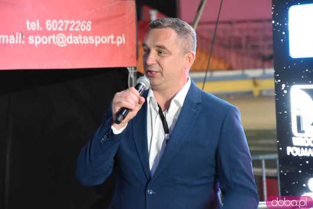 9000 biegaczy wystartowało w 9. Nocnym Półmaratonie [FOTO, WIDEO]