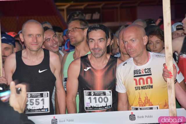 9000 biegaczy wystartowało w 9. Nocnym Półmaratonie [FOTO, WIDEO]