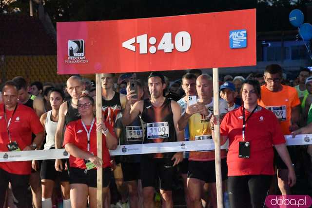 9000 biegaczy wystartowało w 9. Nocnym Półmaratonie [FOTO, WIDEO]