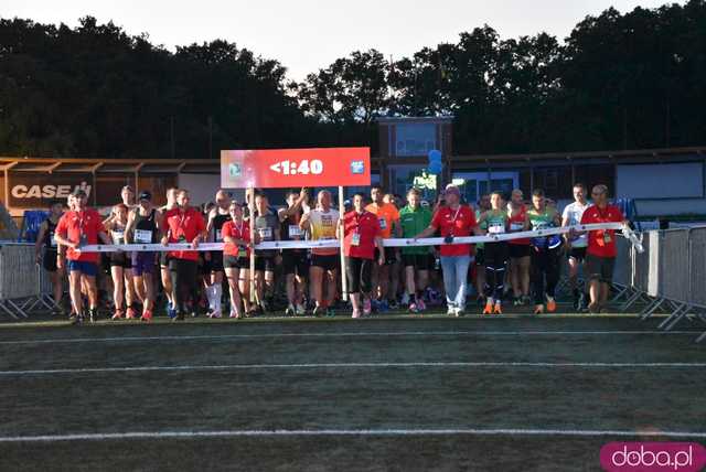 9000 biegaczy wystartowało w 9. Nocnym Półmaratonie [FOTO, WIDEO]