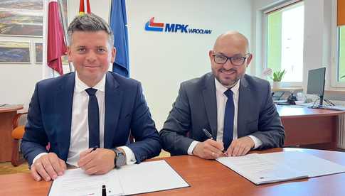 MPK Wrocław podpisało umowę na dofinansowanie do zakupu nowych tramwajów [SZCZEGÓŁY]