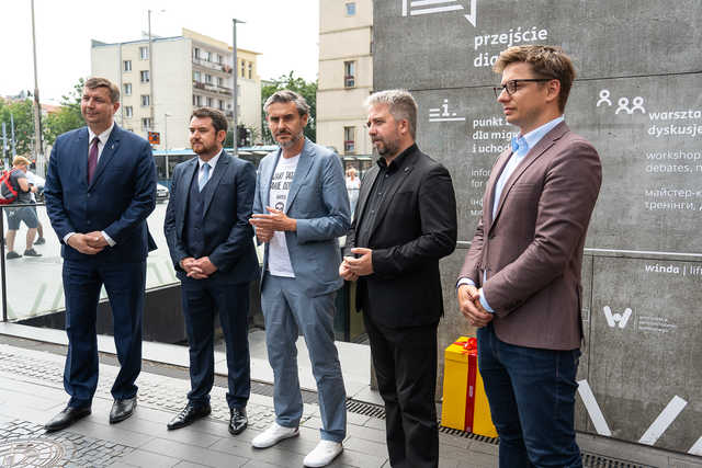 Odsłonięto Unicefka. To krasnal w ramach podziękowań za pomoc Ukrainie [FOTO, SZCZEGÓŁY]