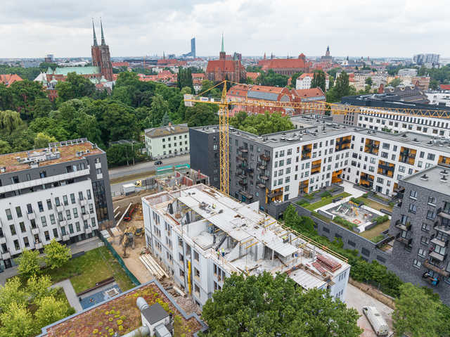 Kamienica w centrum Wrocławia przechodzi metamorfozę. Powstaną tam nowoczesne mieszkania [FOTO]