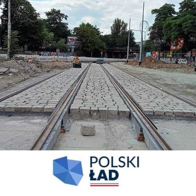 Trwa remont placu Staszica. Zobacz, jak postępują prace [FOTO]