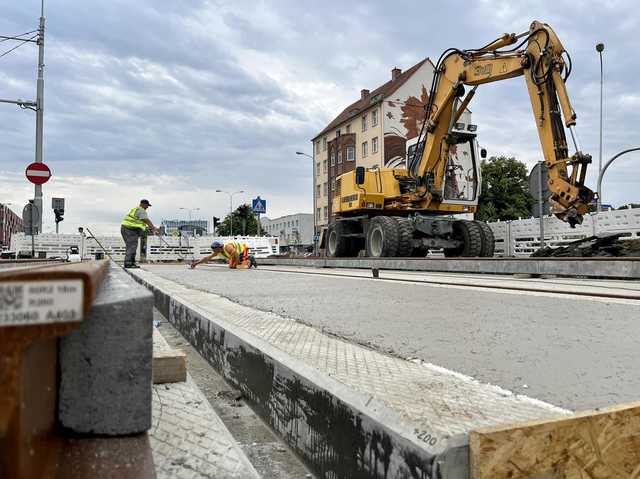Postępy prac na ul. Legnickiej i zmiany w organizacji ruchu