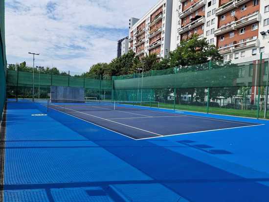 Centrum do gry w tenisa przy SP nr 72 gotowe [FOTO]