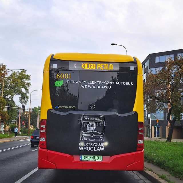 [FOTO] Pierwszy elektryk wyjechał na ulice miasta. Na jakiej linii możemy go spotkać?