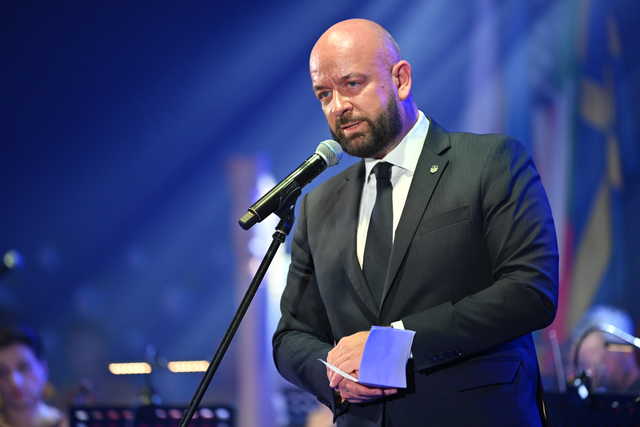Prezydent Sutryk wręczył nagrody na Forum Ekonomicznym. Trzy wrocławskie firmy wyróżnione [SZCZEGÓŁY, FOTO]