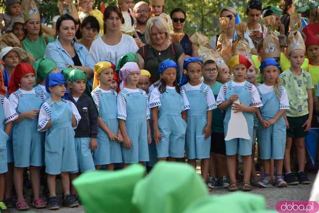 [FOTO] Władzę we Wrocławiu objęły... krasnale! Uroczysta parada rozpoczęła tegoroczny Festiwal Krasnoludków