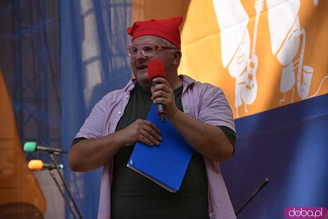 [FOTO] Władzę we Wrocławiu objęły... krasnale! Uroczysta parada rozpoczęła tegoroczny Festiwal Krasnoludków