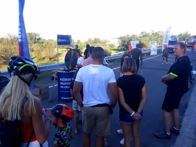 [FOTO] Za nami Piknik Rodzinny na Ślęzoujściu. To zwieńczenie ważnej inwestycji na zachodzie miasta