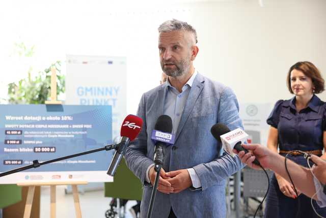 [FOTO] Zmiany w programie Ciepłe Mieszkanie. Rusza druga edycja
