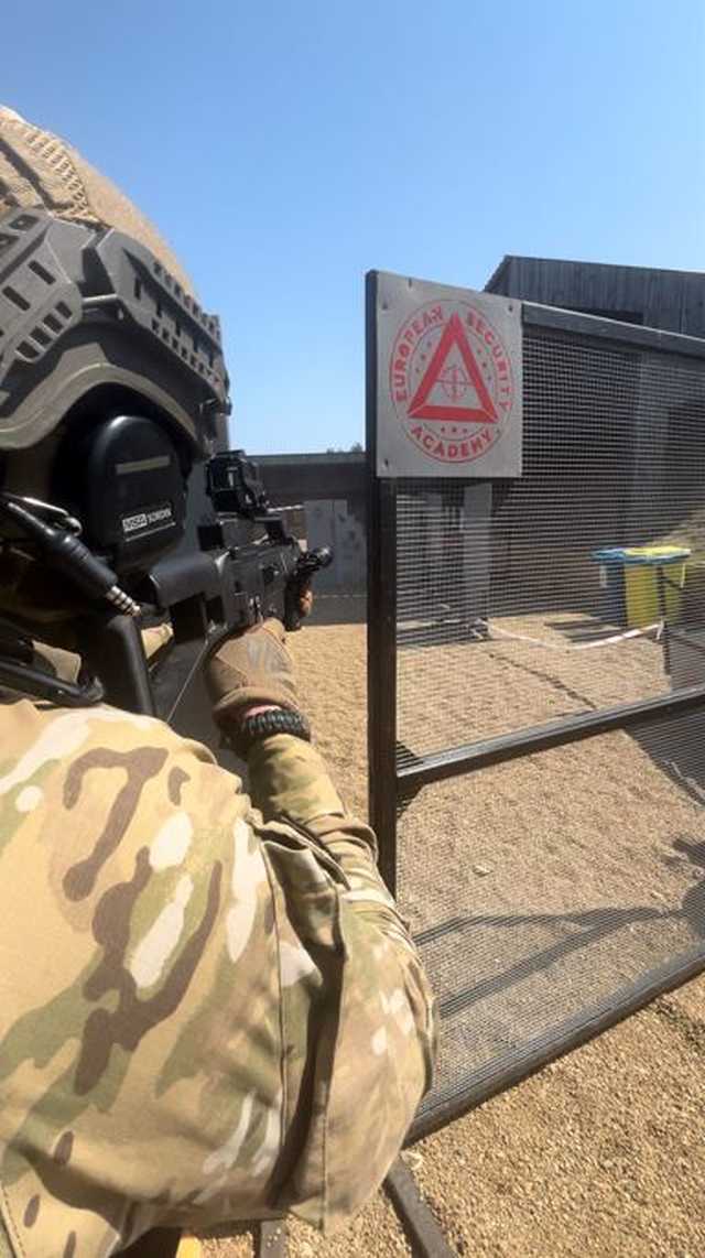 Trening szkoleniowy wrocławskich kontrterrorystów