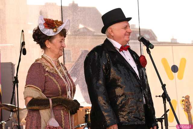 [WIDEO/FOTO] Uroczysty Marsz Kapeluszy rozpoczął tegoroczne Dni Seniora!