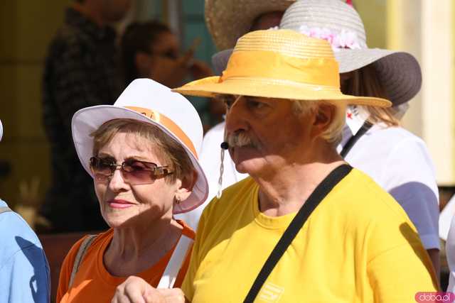 [WIDEO/FOTO] Uroczysty Marsz Kapeluszy rozpoczął tegoroczne Dni Seniora!