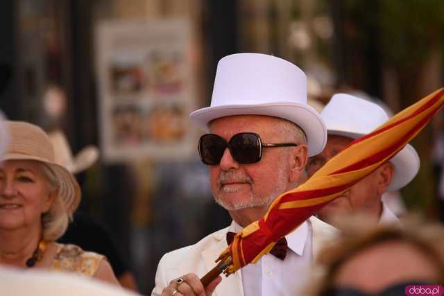 [WIDEO/FOTO] Uroczysty Marsz Kapeluszy rozpoczął tegoroczne Dni Seniora!