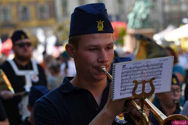 [WIDEO/FOTO] Uroczysty Marsz Kapeluszy rozpoczął tegoroczne Dni Seniora!