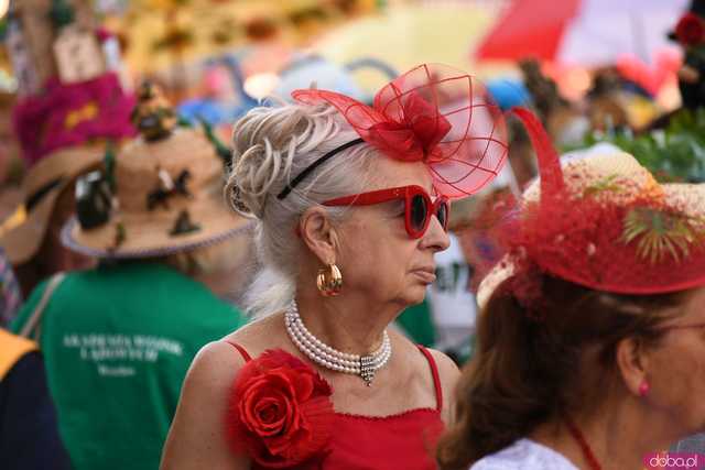 [WIDEO/FOTO] Uroczysty Marsz Kapeluszy rozpoczął tegoroczne Dni Seniora!