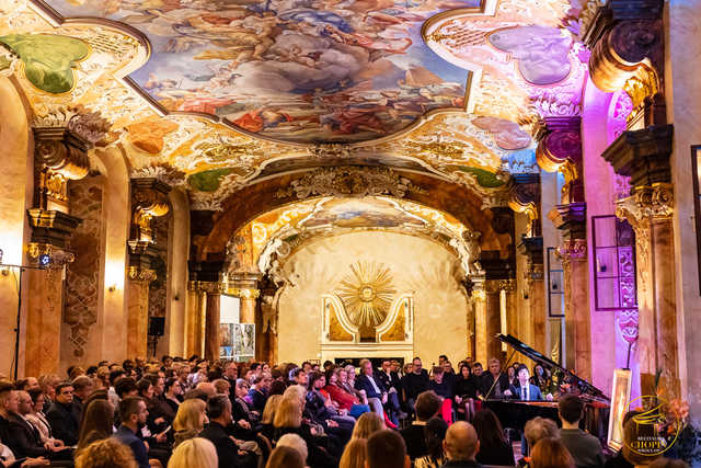 Laureat Konkursu Chopinowskiego i gwiazda światowych estrad wystąpi w Chopin Recitals!