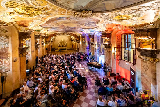 Laureat Konkursu Chopinowskiego i gwiazda światowych estrad wystąpi w Chopin Recitals!