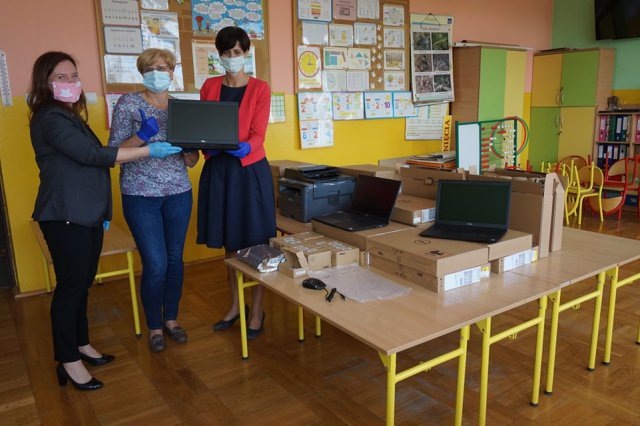 Złoty Stok; Laptopy dla uczniów