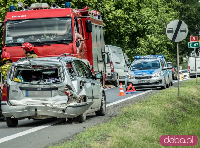 Zderzenie osobówki i samochodu ciężarowego na K8 w Tarnowie