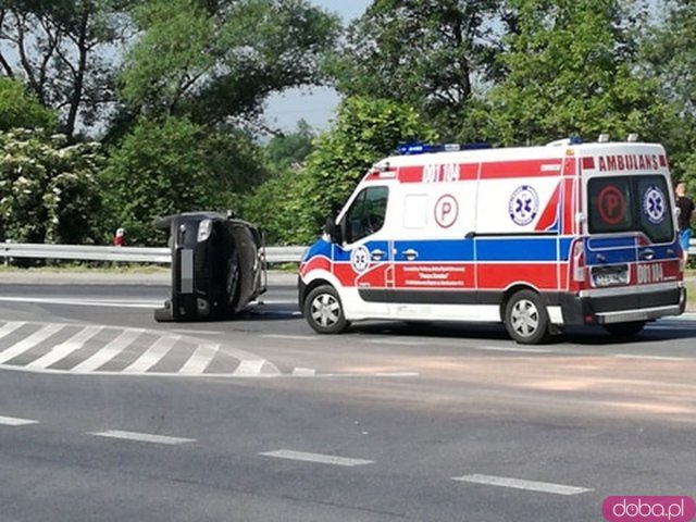 Wypadek na skrzyżowaniu k8 i Legnickiej w Ząbkowicach Śląskich