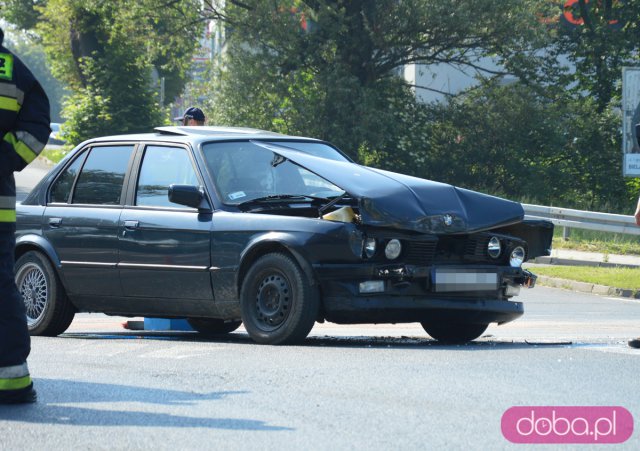 Wypadek na skrzyżowaniu k8 i Legnickiej w Ząbkowicach Śląskich