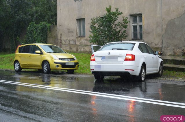 Wypadek dwóch osobówek w Kluczowej 