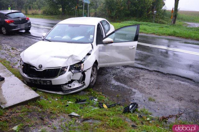 Wypadek dwóch osobówek w Kluczowej 