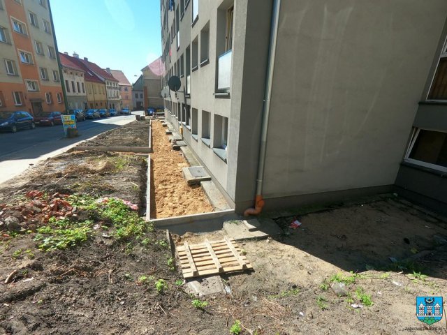 Remont podwórek na Ciasnej i Szkolnej