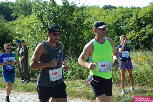 Półmaraton Henrykowski i Dyszka Księgi Henrykowskiej