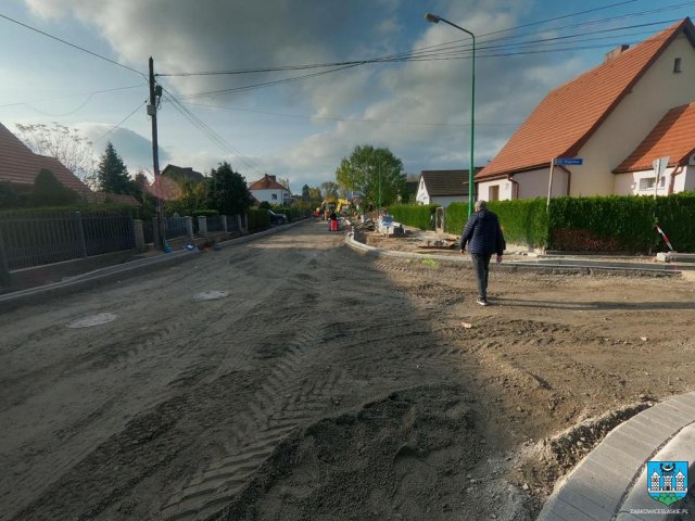 Trwa remont świetlicy w Olbrachcicach i remont Daszyńskiego w Ząbkowicach